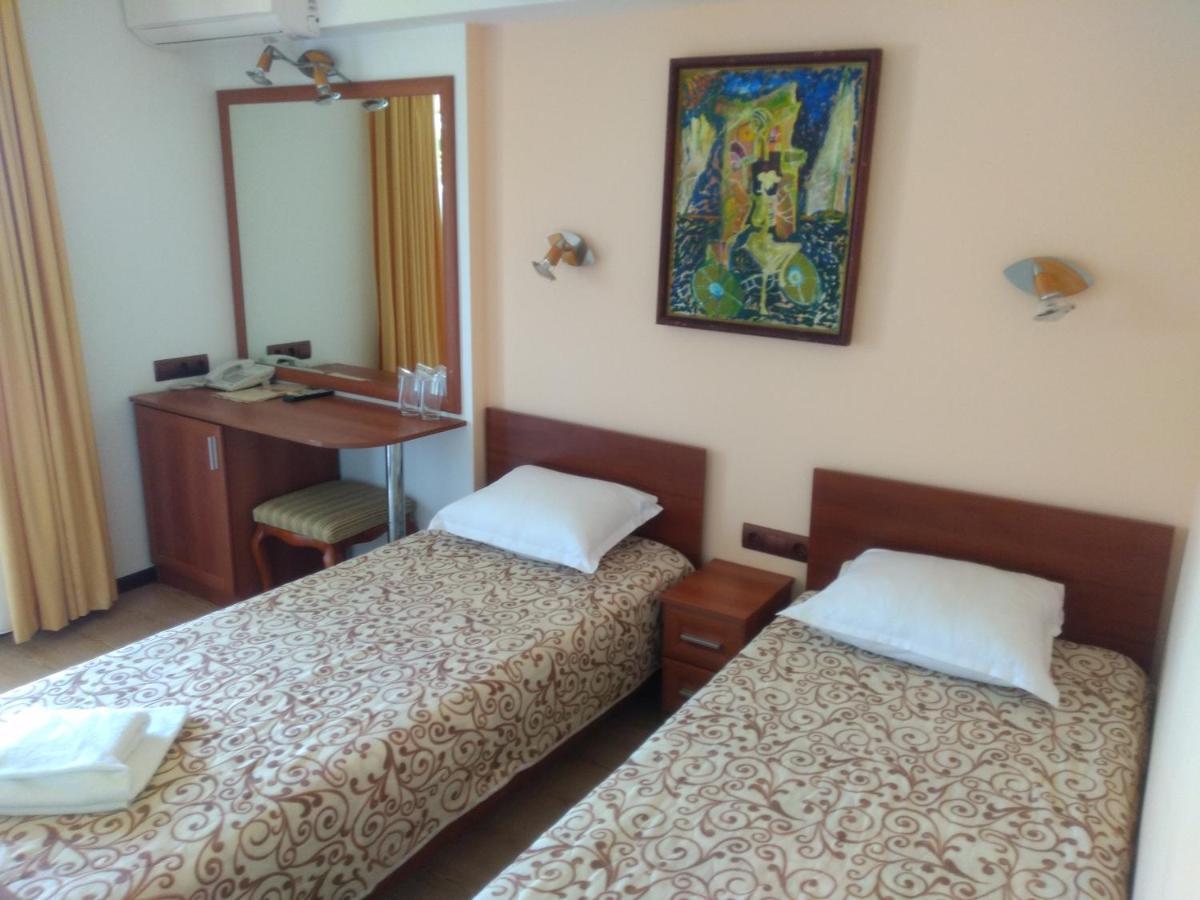 Panorama Family Hotel Zlatograd Luaran gambar